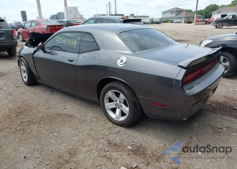 2014 Dodge Challenger Sxt z USA, uszkodzony, nr VIN 2C3CDYAGXEH107477
